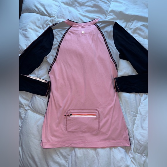 EUC Lululemon Run: Layer Me Long Sleeve Size 6/8 - Picture 2 of 9